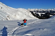 Sulle nevi dei panoramici e soleggiati Piani dell’Avaro, ben innevati , ad anello il 5 febbraio 2019 - FOTOGALLERY